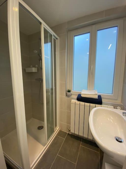 Maison De Charme - 4 Chambres - Courette & Parking Gratuit Amiens Exteriör bild